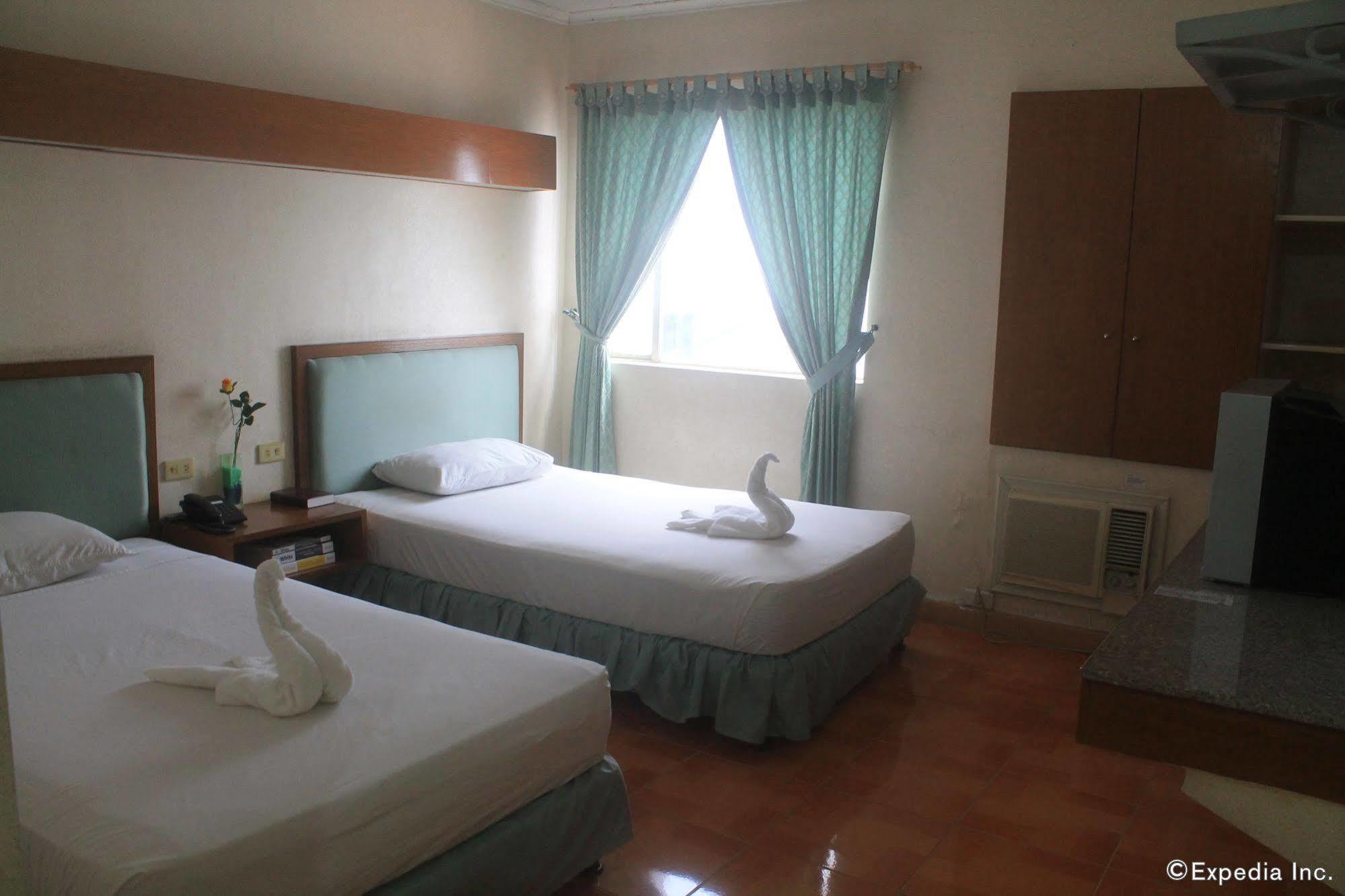 Taft Tower Hotel Manille Extérieur photo