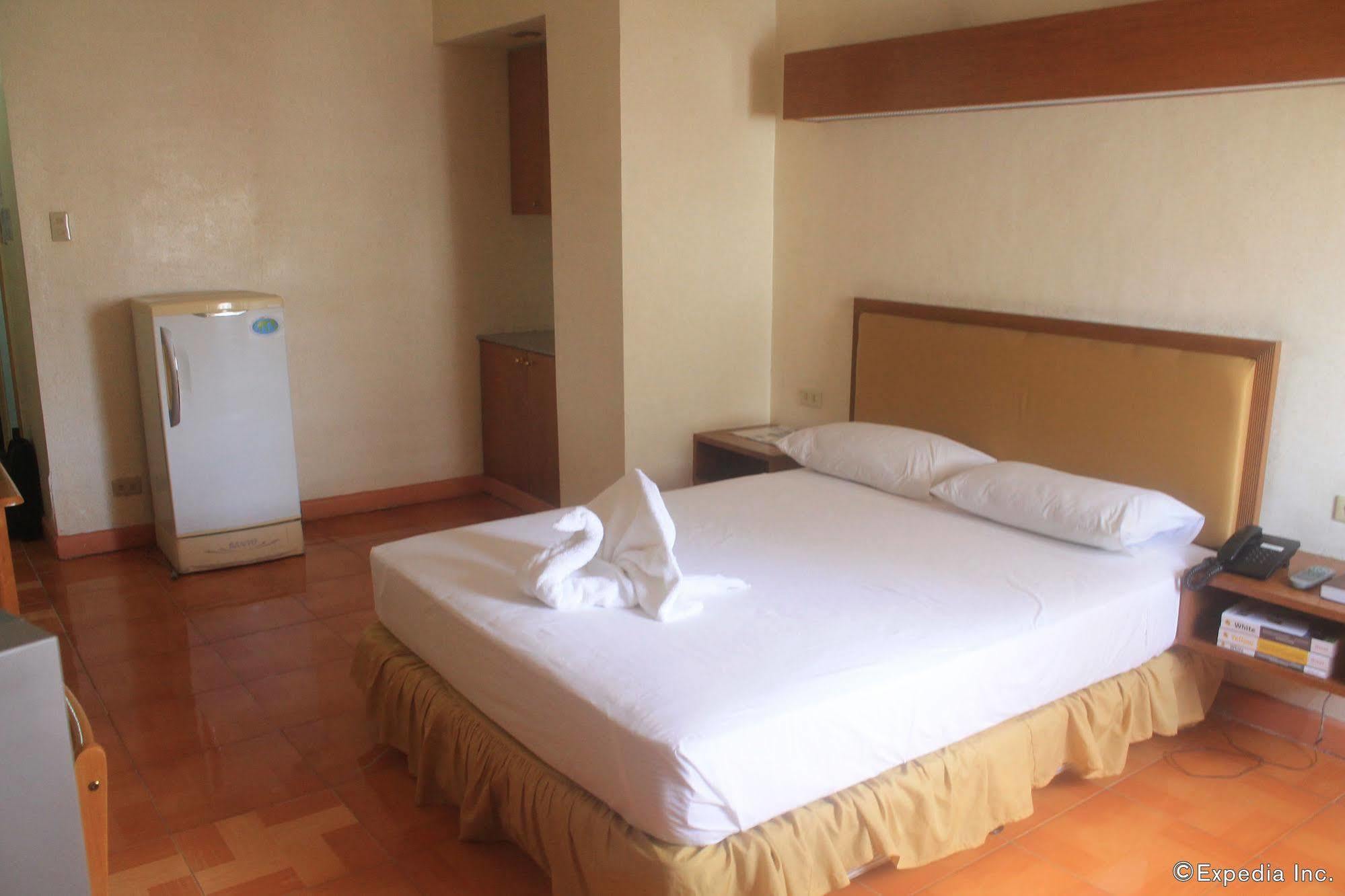 Taft Tower Hotel Manille Extérieur photo